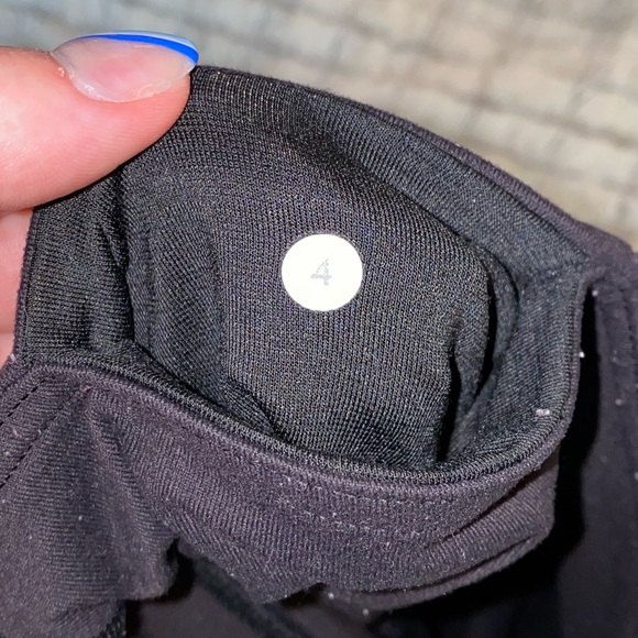 Lululemon Wunder Under Leggings - Picture 4 of 7